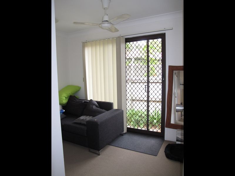 1/72 Dolphin Avenue, Mermaid Beach QLD 4218