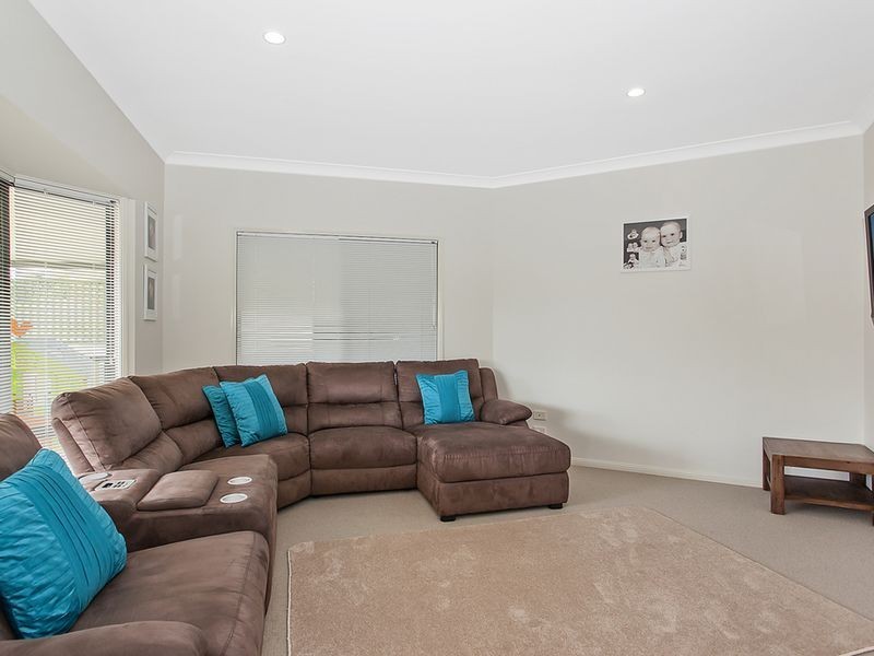 8 Parrot Court, Gilston QLD 4211