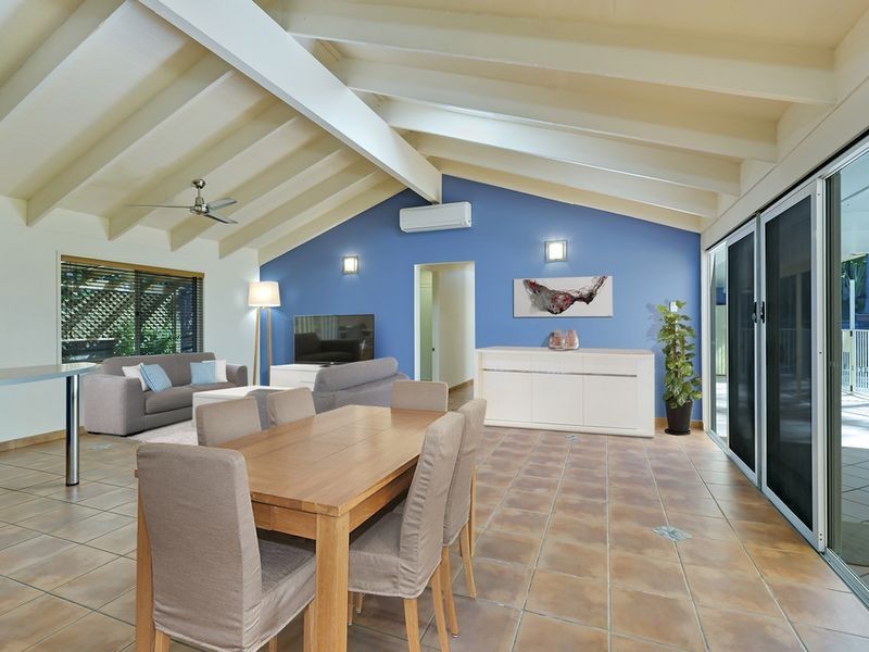 5 Garnet Court, Carrara QLD 4211