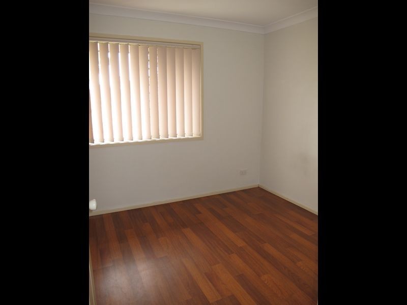 1/80 Paddington Drive, Carrara QLD 4211