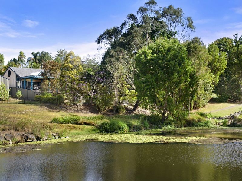 3 Garvie Place, Highland Park QLD 4211