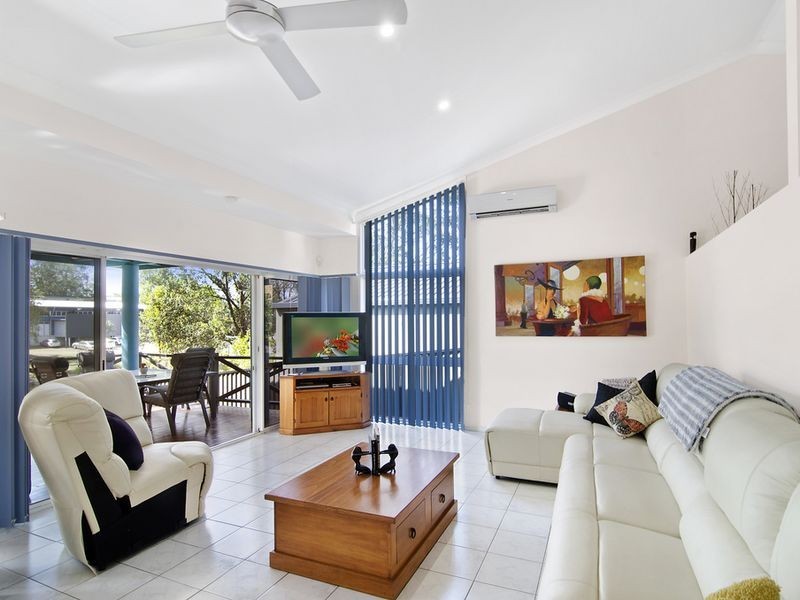 3 Garvie Place, Highland Park QLD 4211
