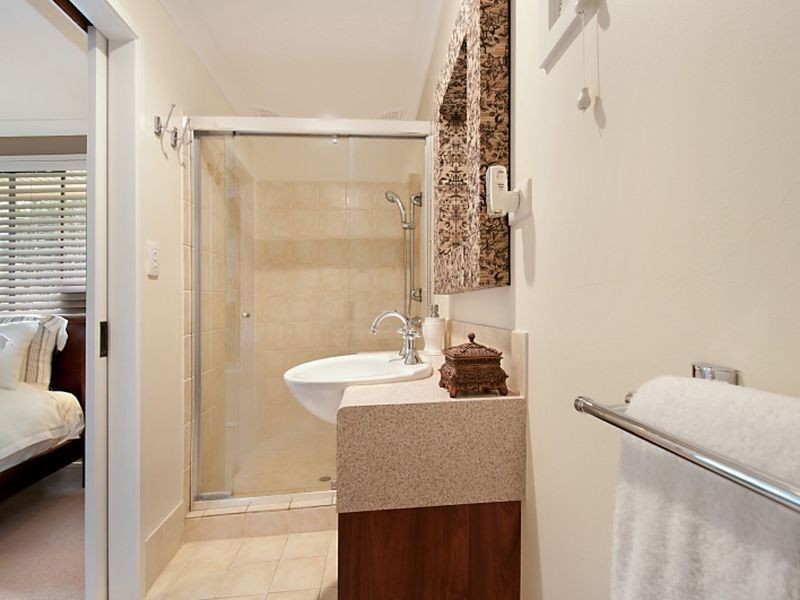 14 Barrine Drive, Worongary QLD 4213
