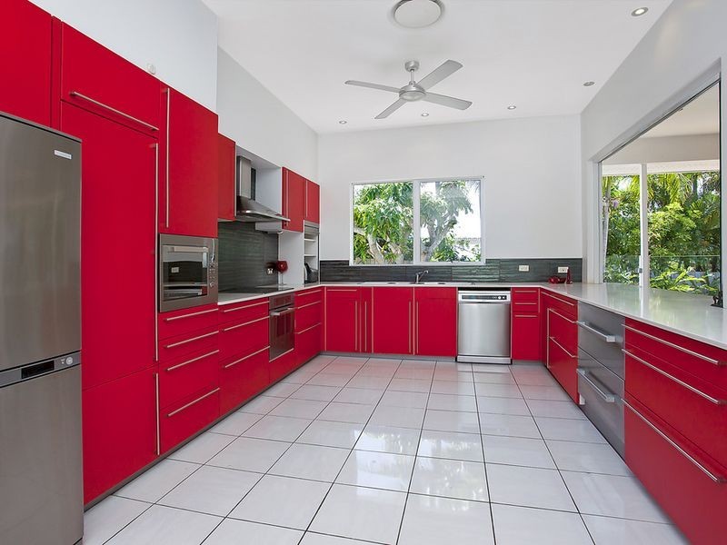 3 Ainsley Avenue, Ashmore QLD 4214