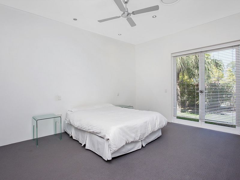 3 Ainsley Avenue, Ashmore QLD 4214