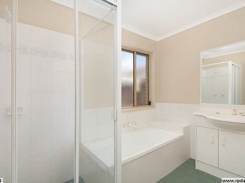 27 Bards Court, Nerang QLD 4211