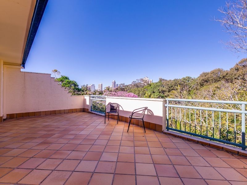 22/12 Monte Carlo Avenue, Surfers Paradise QLD 4217