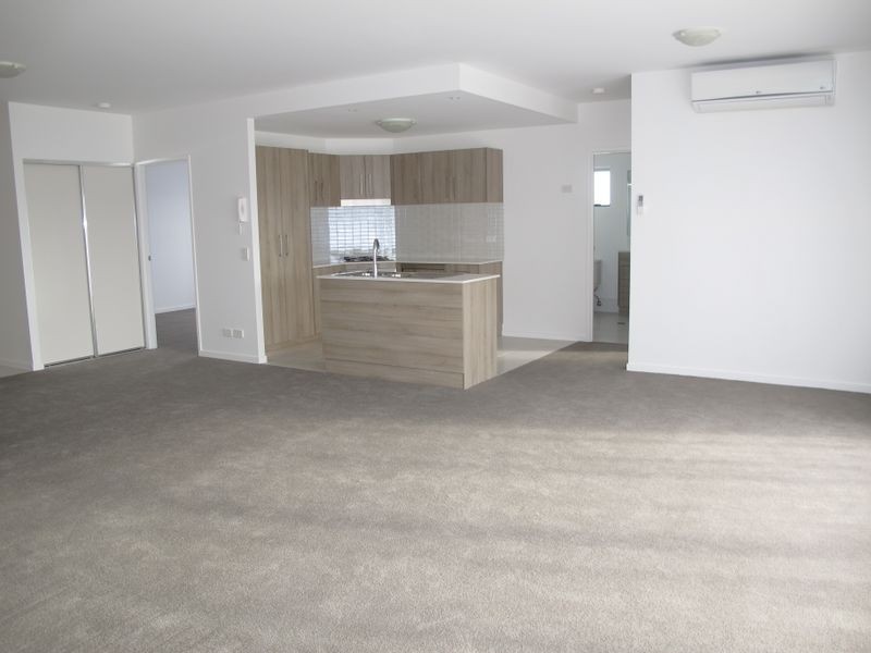 64/1 Boulton Drive, Nerang QLD 4211