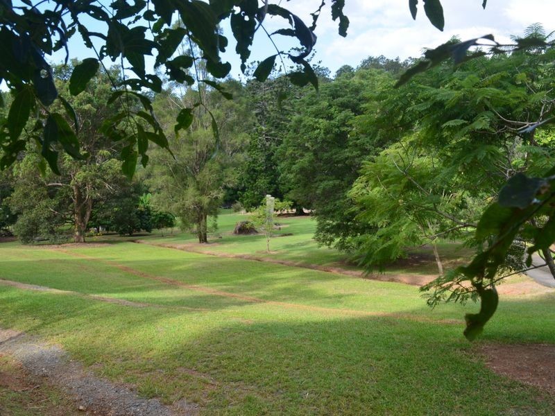 41 Sherlock Court, Guanaba QLD 4210