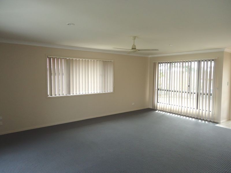 7 Prefect Close, Upper Coomera QLD 4209