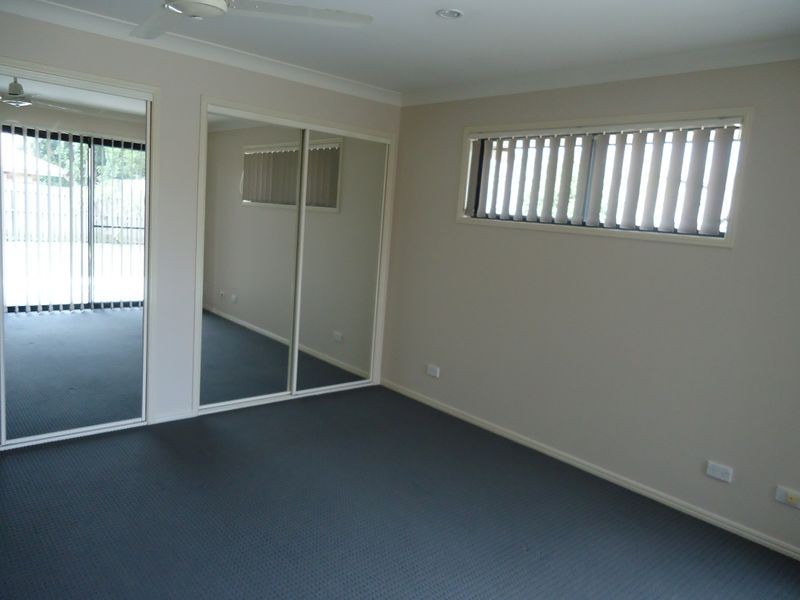 7 Prefect Close, Upper Coomera QLD 4209