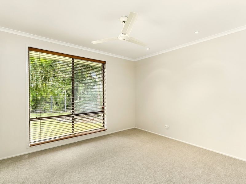 10 Burgundy Court, Highland Park QLD 4211