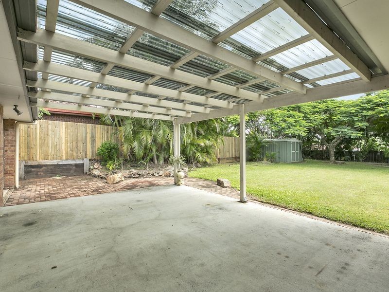 10 Burgundy Court, Highland Park QLD 4211