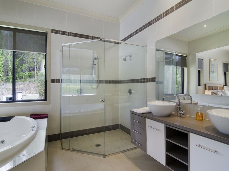 10 Isla Court, Bonogin QLD 4213