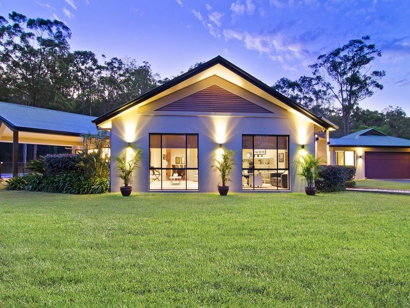 10 Isla Court, Bonogin QLD 4213