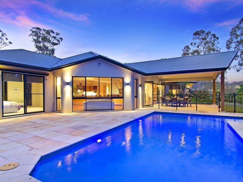 10 Isla Court, Bonogin QLD 4213