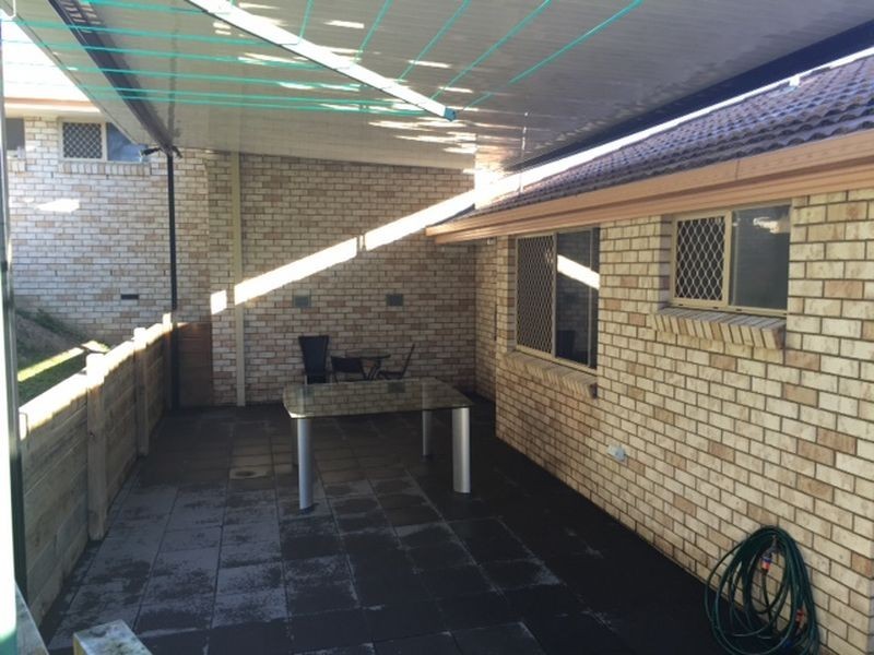 1/82 Paddington Drive, Carrara QLD 4211