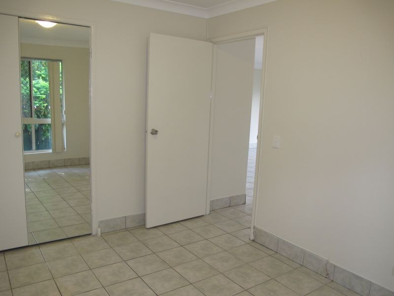 1/6 Tomkins Place, Southport QLD 4215