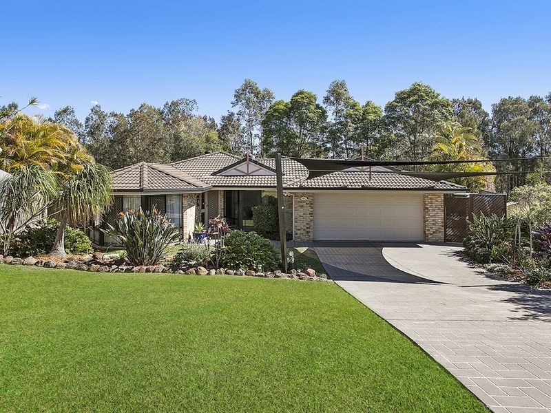 6 Lark Court, Carrara QLD 4211