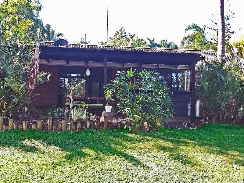 35 Plateau Crescent, Carrara QLD 4211