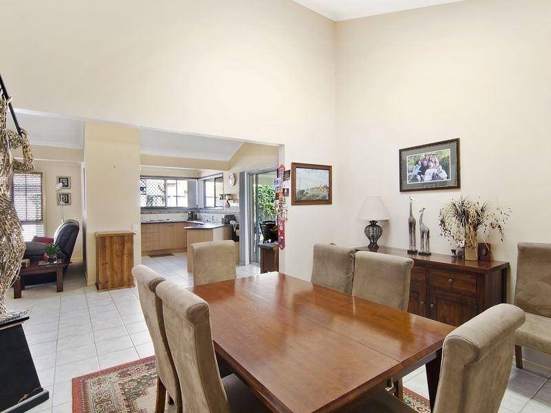 11 Riverlea Waters Drive, Nerang QLD 4211