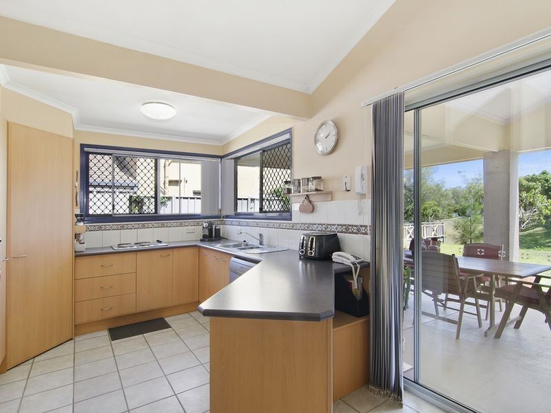 11 Riverlea Waters Drive, Nerang QLD 4211