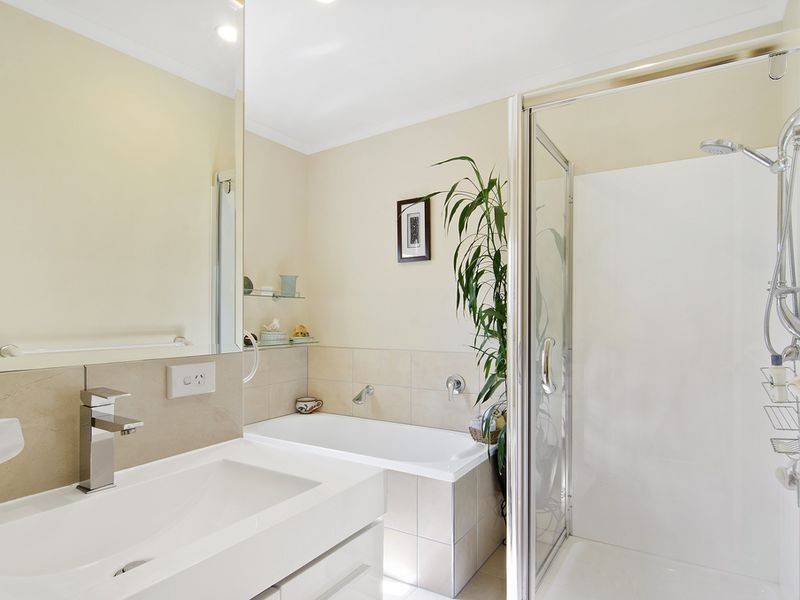 11 Riverlea Waters Drive, Nerang QLD 4211