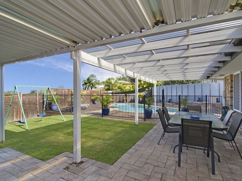 4 Merewether Court, Highland Park QLD 4211