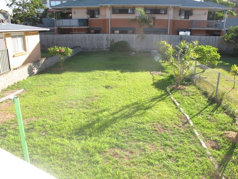 8 Gray Street, Southport QLD 4215