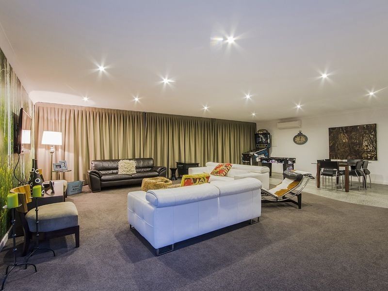 19 Lily Crescent, Nerang QLD 4211