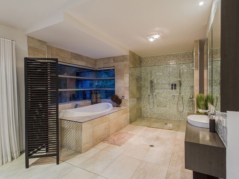 19 Lily Crescent, Nerang QLD 4211