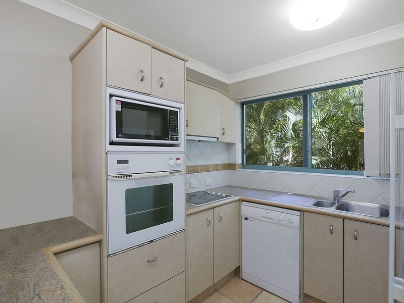 12/12 Monte Carlo Avenue, Surfers Paradise QLD 4217