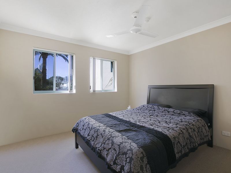 12/12 Monte Carlo Avenue, Surfers Paradise QLD 4217
