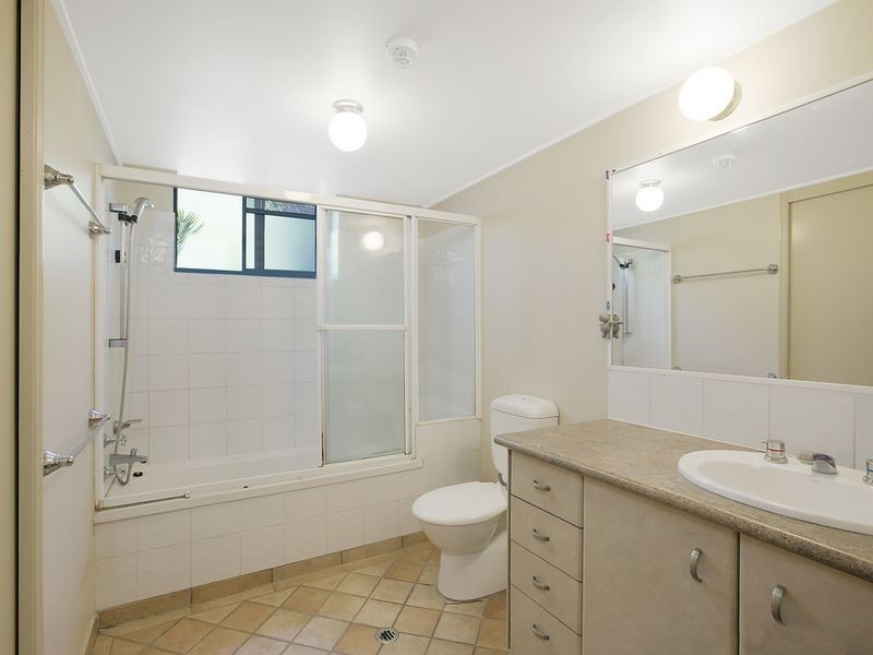 12/12 Monte Carlo Avenue, Surfers Paradise QLD 4217