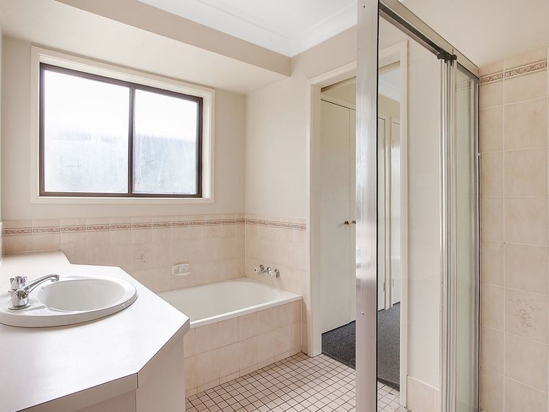 10 Petherbridge Avenue, Merrimac QLD 4226