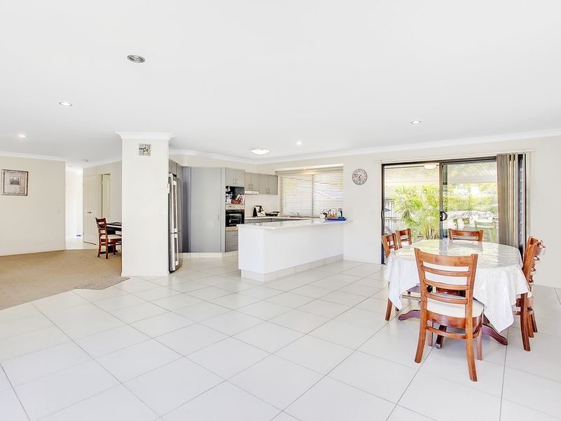 4 Fantail Court, Gilston QLD 4211