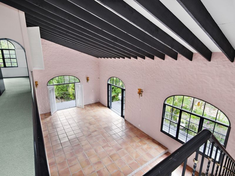 2 Bellview Crescent, Ashmore QLD 4214