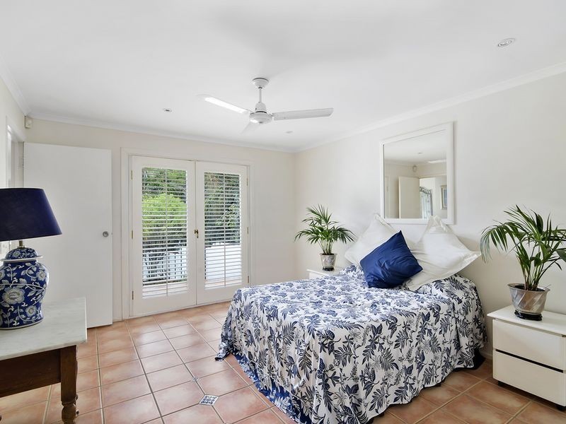 4 Bellview Crescent, Ashmore QLD 4214