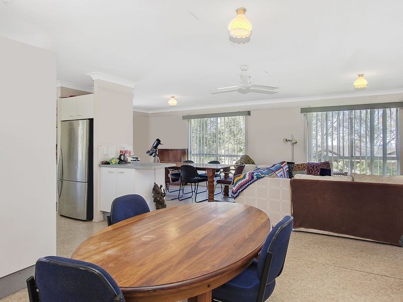 61 Castle Hill Drive, Gaven QLD 4211