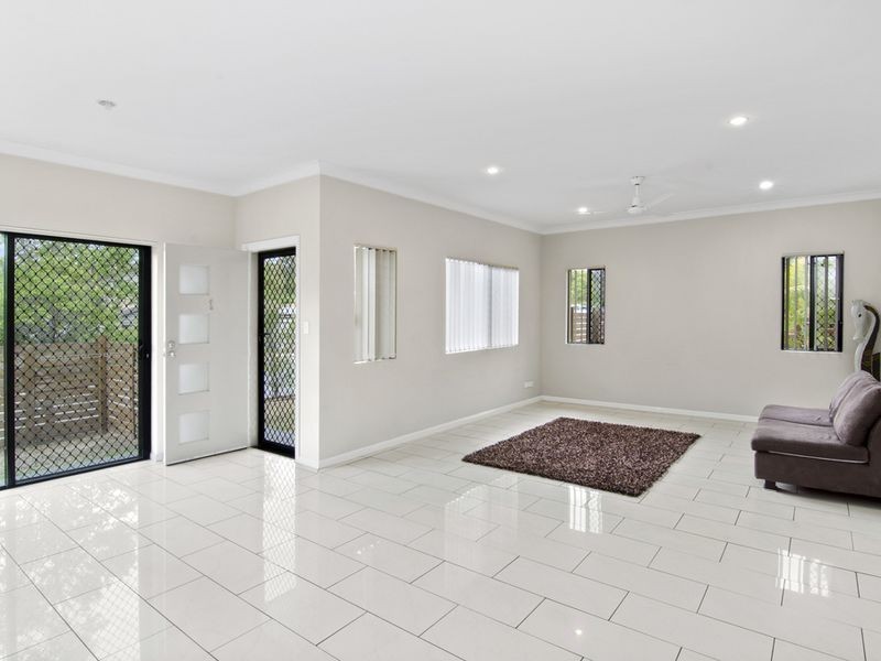 1/1 Patricia Court, Nerang QLD 4211