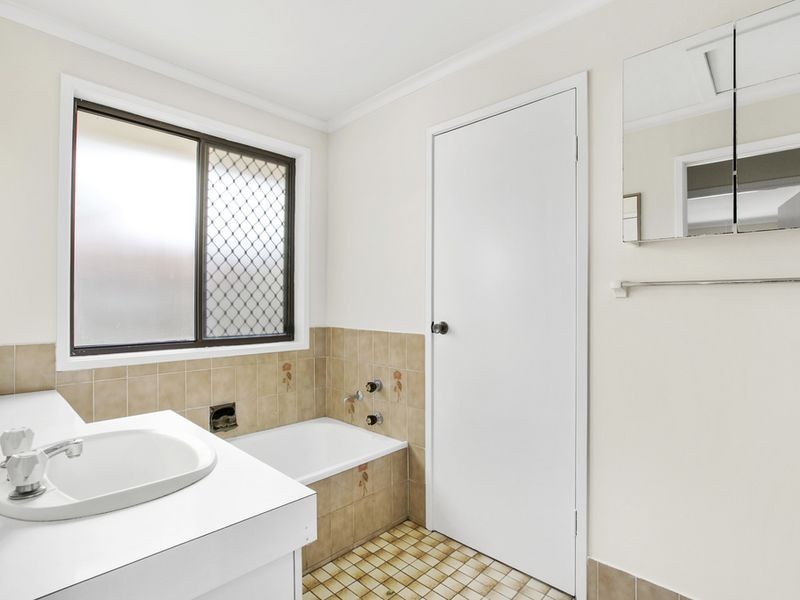 6 Appleblossom Place, Nerang QLD 4211