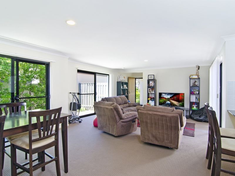 227/64 Gilston Road, Nerang QLD 4211