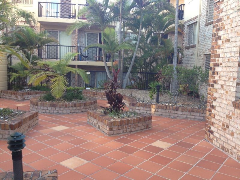 11/14-16 Spendelove Avenue, Southport QLD 4215