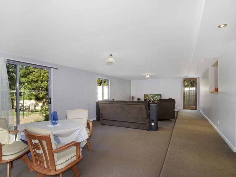 5 Culloden Court, Highland Park QLD 4211