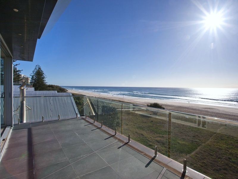 223 Hedges Avenue, Mermaid Beach QLD 4218