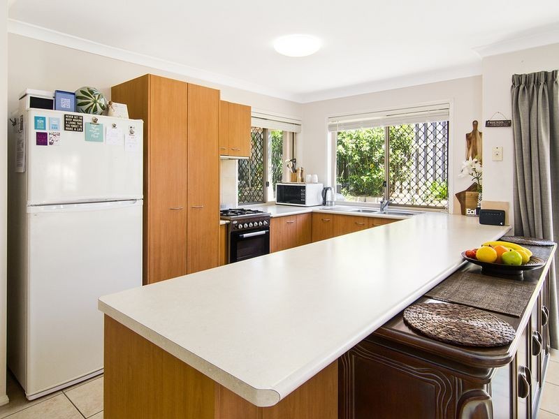 16 Kowhai Place, Nerang QLD 4211