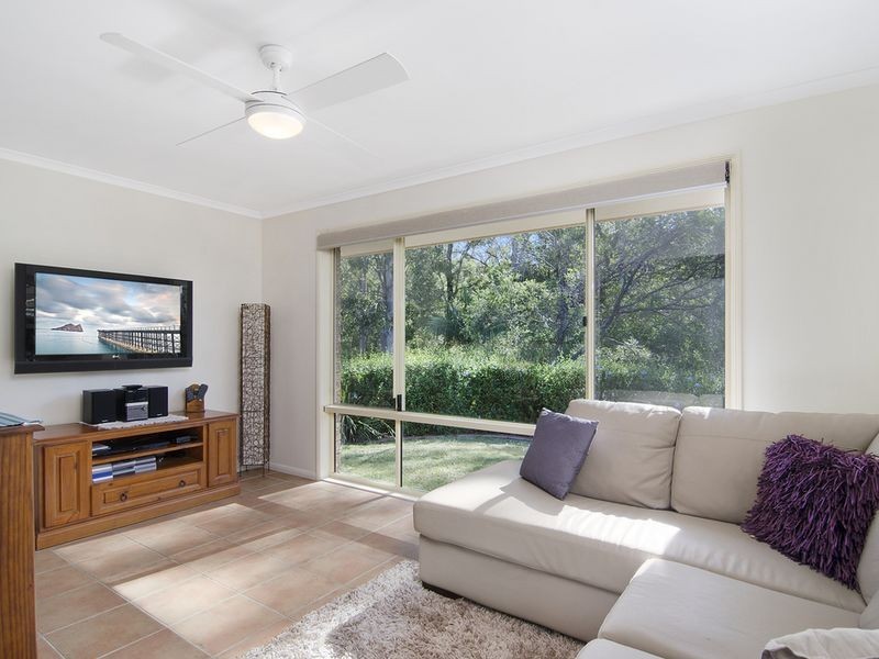 7 Lords Avenue, Mount Nathan QLD 4211