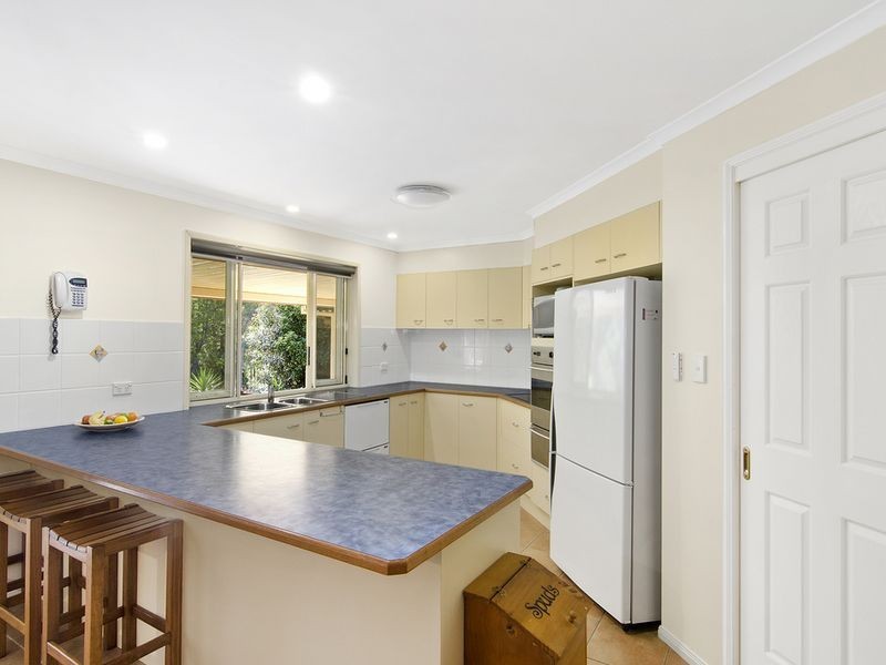 7 Lords Avenue, Mount Nathan QLD 4211