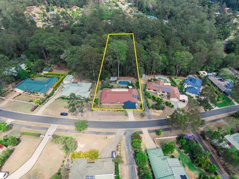 7 Lords Avenue, Mount Nathan QLD 4211
