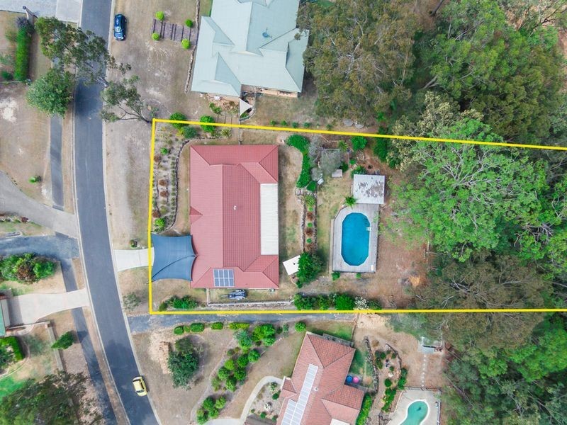 7 Lords Avenue, Mount Nathan QLD 4211